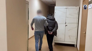 В СК показали допрос челябинца, напавшего с ножом на женщин в храме