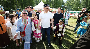 Алексей Текслер приехал на юбилейный Сабантуй в Челябинской области
