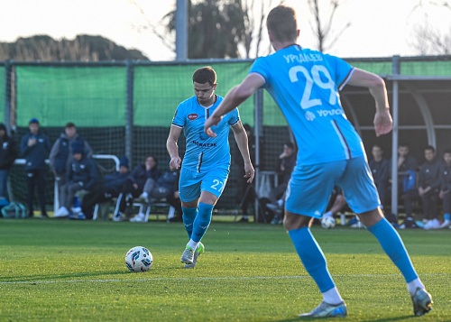 Футбольный клуб «Челябинск» обыграл команду Премьер-Лиги в товарищеском матче