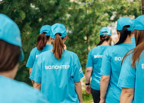 Челябинцы получили гранты от металлургов на социальные проекты