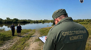 Смертью подростка на реке в Челябинской области заинтересовались следователи