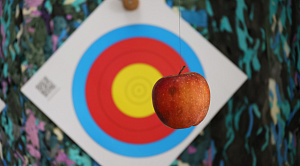 Не долетело: кыштымские силовики сбили арбалетную посылку с запрещёнкой