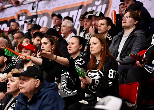 «Трактор» вопреки фееричному дублю Кравцова начал плей-офф с поражения