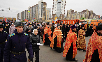 Три дороги в Челябинске закроют на четыре часа из-за Крестного хода