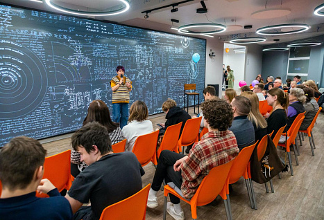 ИЦАЭ Челябинска показал эволюцию научпопа на своём 15-летии