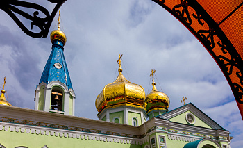 Гражданин Индии крестился в Челябинске и стал Фомой