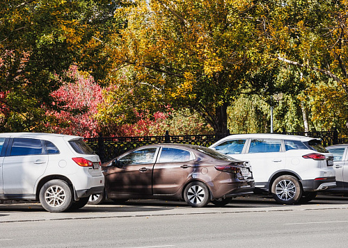 В Челябинске начали автоматически штрафовать нарушителей парковки