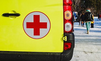 Водитель ВАЗа наехал на тюбинг с ребенком в Челябинской области