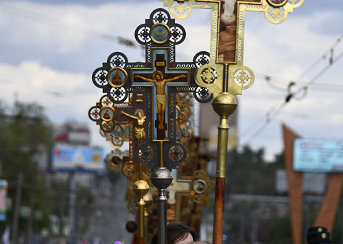 Автобусы поменяют маршруты из-за крестного хода в Челябинске