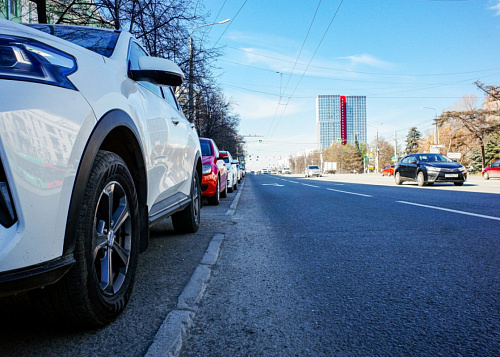 Челябинск переходит на платные парковки с сентября