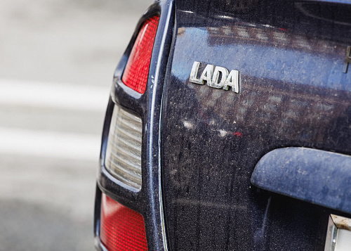 На покупку поддержанной Lada Granta челябинцам нужно отложить 9 зарплат