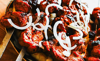 Диван, грядки или Питер: челябинцы рассказали, как проведут майские