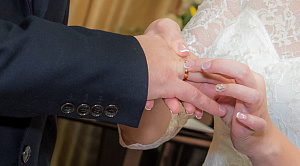 Пары снова поженятся в библиотеке имени Пушкина в Челябинске