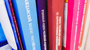 Главврача больницы Копейска задержали по делу о превышении полномочий