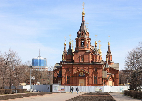 Иконы из старейшего монастыря Москвы украсят храм в центре Челябинска
