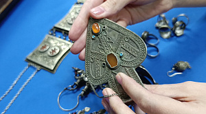 Культурный антрополог показала челябинцам старинный укияк