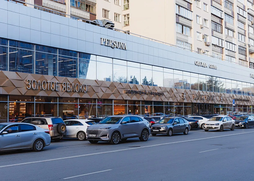 В Челябинске второй этаж здания «Школьник» продали за 399 млн