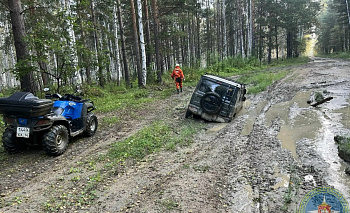 Парень бросил увязший квадроцикл и пропал в лесу под Кыштымом