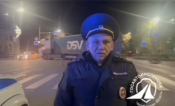Четыре человека пострадали в аварии грузовика и автомобиля в Копейске