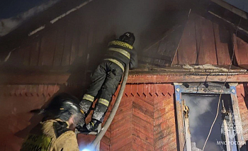 СК возбудил дело по пожару с двумя погибшими в Челябинской области