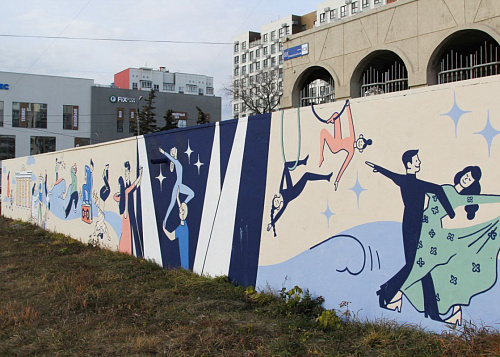 Бесплатная арт-галерея появилась у набережной озера Смолино в Челябинске