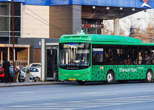 Челябинцы будут самостоятельно открывать двери в автобусах
