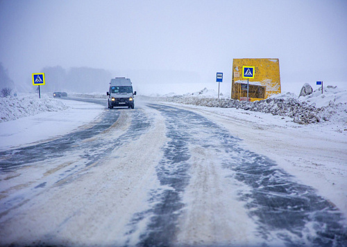 В Челябинской области на трассе Кизильское — Бреды ввели ограничения для фур