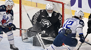 «Трактор» победил «Торпедо» на домашнем льду