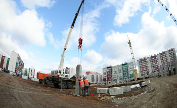 Московичи отказались строить школу в Челябинске и требуют 136 млн от Минобразования