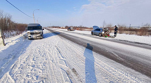 Два пассажира пострадали в ДТП с рейсовым автобусом в Магнитогорске 