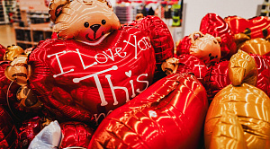 Челябинцы рассказали, что хотят получить на День святого Валентина