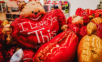 Челябинцы рассказали, что хотят получить на День святого Валентина