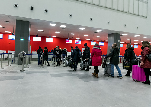 Два предновогодних авиарейса задерживаются на три часа в Челябинске