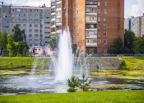 В Челябинске начали генеральную уборку на пруду «Девичьи слезы»